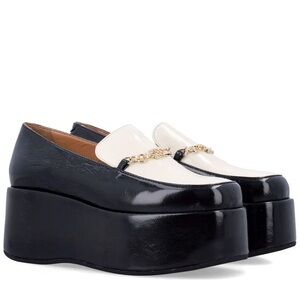 GANNI Platform Penny Loafers in Black and Cream with Chain Accent (38/sz 8)